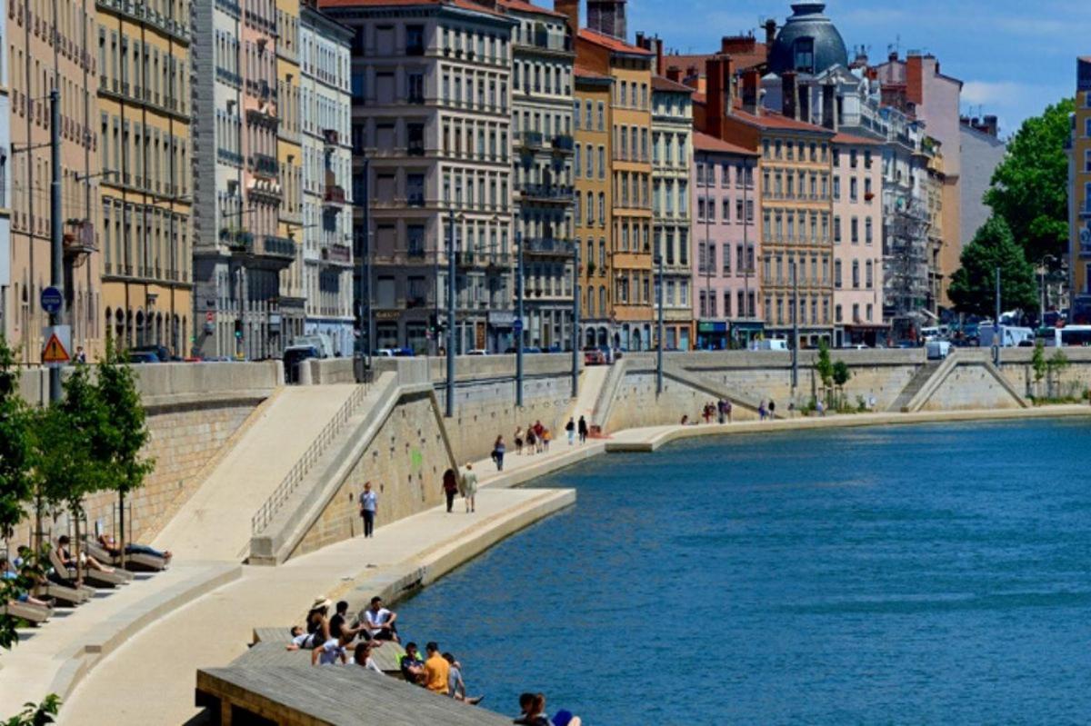 Appartement La Roseraie Parking Prive Mâcon Esterno foto
